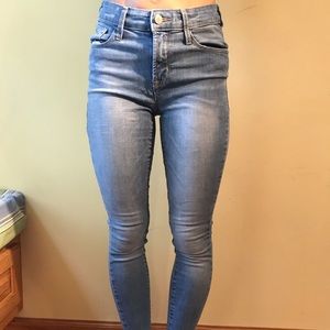 Light wash skinny jeans!